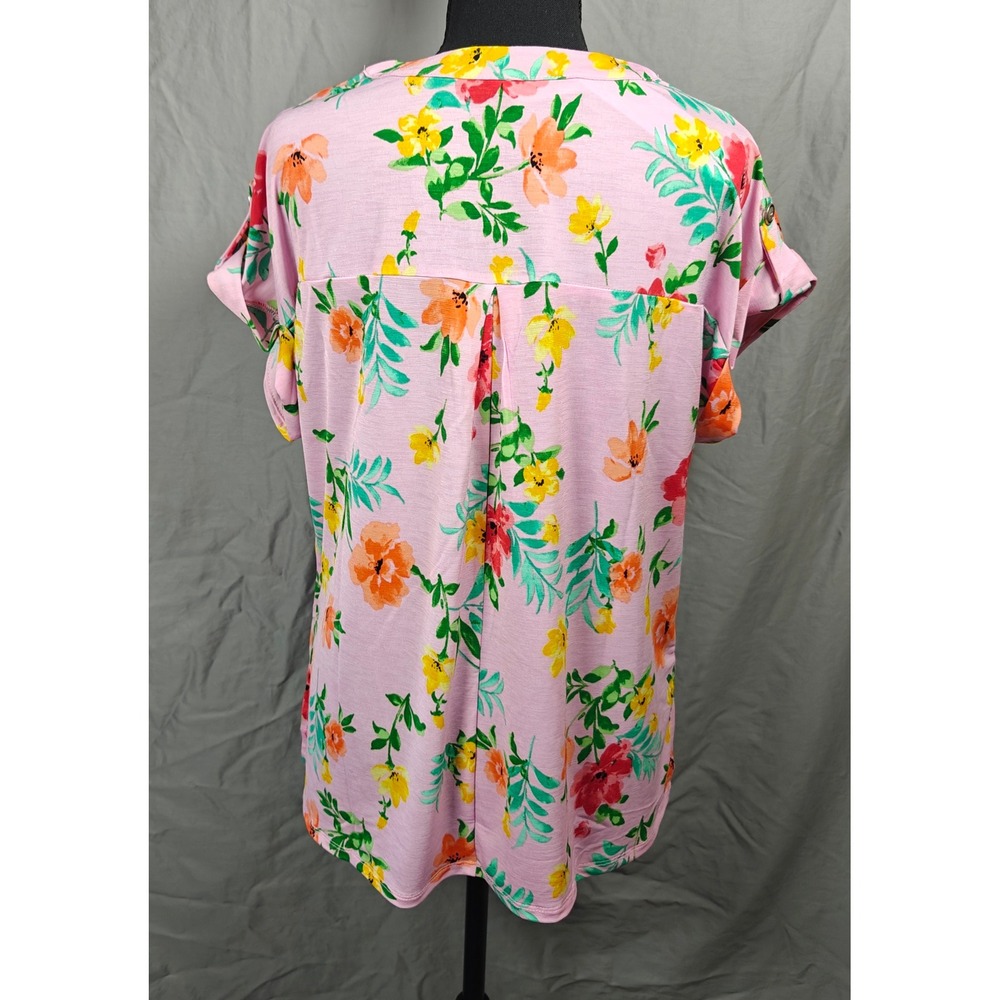 Dear Scarlett Lizzie Short Sleeve Wrinkle Free Floral Pink Split V-Neck Top Med - Picture 4 of 12